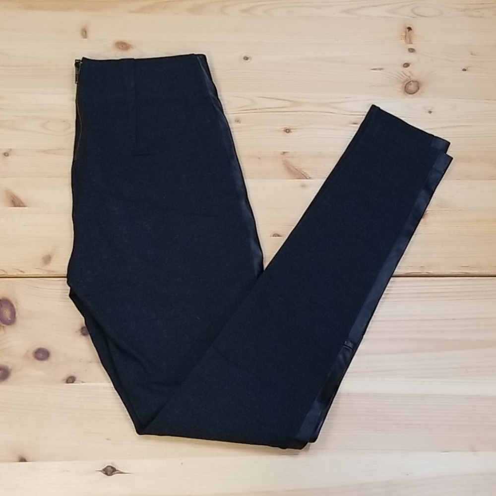 J. CREW Pixie leather tuxedo stripe pants, 4T
